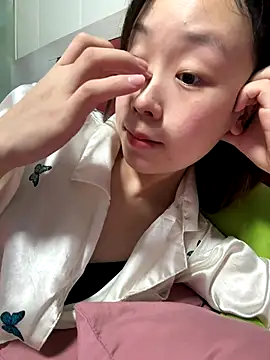 Snapshot of Minnie-66 chatting on 09-20-25, 10:31 Minnie-66 online show from 09-20-25, 10:31