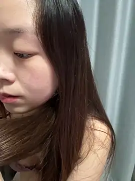 Snapshot of Minnie-66 chatting on 09-18-25, 10:40 Minnie-66 online show from 09-18-25, 10:40