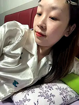 Snapshot of Minnie-66 chatting on 10-08-25, 11:56 Minnie-66 online show from 10-08-25, 11:56