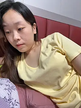Snapshot of Minnie-66 chatting on 10-01-25, 12:20 Minnie-66 online show from 10-01-25, 12:20