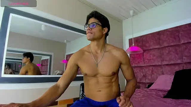 Christian Musclet4 online show from 03-18-25, 01:23