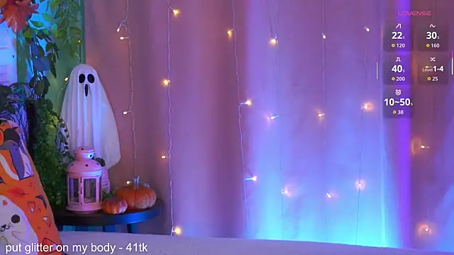 EvaMossi online show from 10-25-25, 05:50