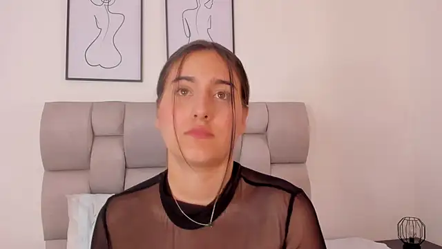 Hanna Evans   online show from 09-14-25, 04:07