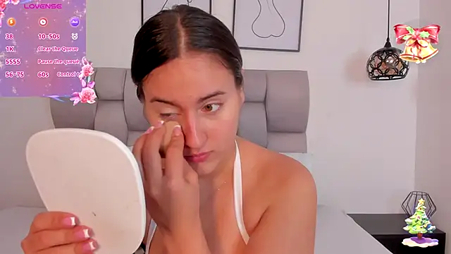 Hanna Evans   online show from 11-26-25, 12:16