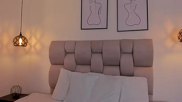 Hanna Evans   online show from 09-21-25, 11:48