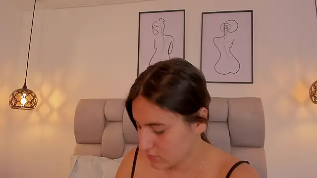 Hanna Evans   online show from 09-24-25, 12:11