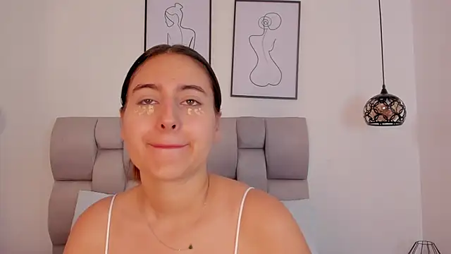 Hanna Evans   online show from 10-10-25, 12:28