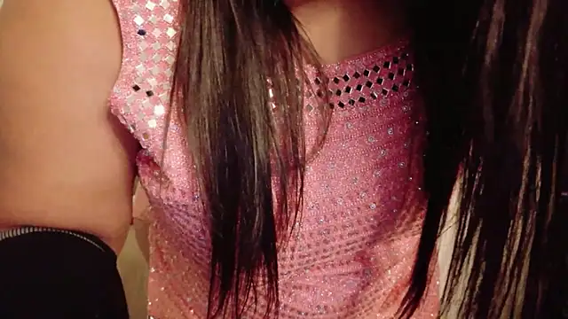 Snapshot of Tamil_hot_whiskey_girl chatting on 06-07-26, 04:45 Tamil hot whiskey girl online show from 06-07-26, 04:45