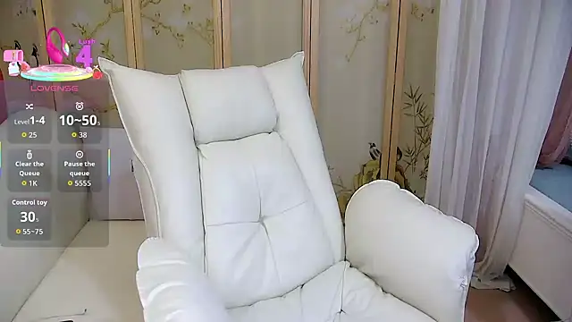 Xiaoxuan-baby online show from 11-05-25, 05:43