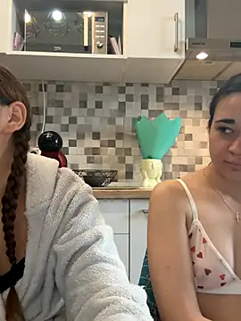 18teengirl3 online show from 10-13-25, 08:38