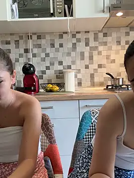 18teengirl3 online show from 09-21-25, 09:47