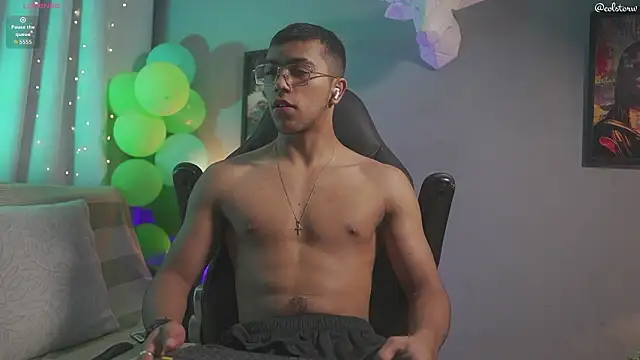 Snapshot of Colstorw_ chatting on 03-16-26, 10:08 Colstorw online show from 03-16-26, 10:08