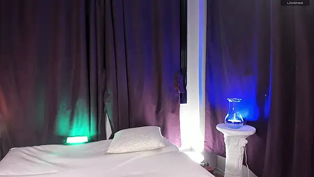 Colstorw  online show from 11-27-25, 10:16