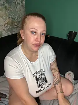 XxXMistyXxX online show from 09-29-25, 11:21