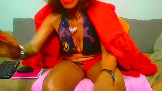 ModelZoee online show from 07-04-26, 06:53