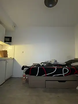 Renoirmonter online show from 04-27-26, 05:49