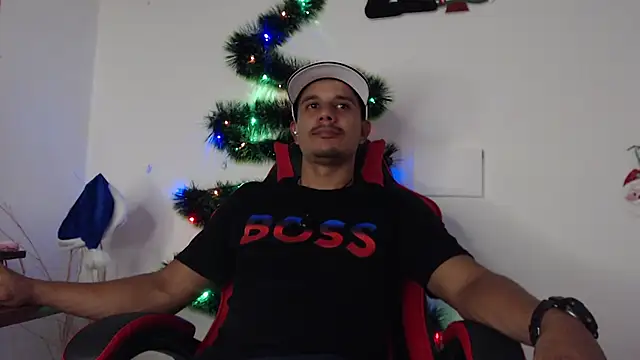 MrOlivers online show from 12-17-25, 04:50