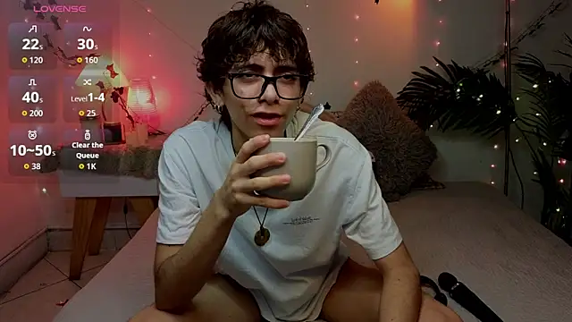 Matty Sparkk online show from 06-17-26, 01:10