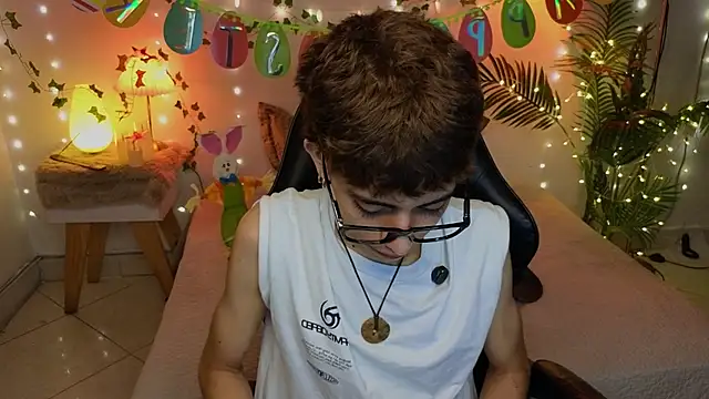 Snapshot of Matty_Sparkk chatting on 04-03-26, 01:06 Matty Sparkk online show from 04-03-26, 01:06