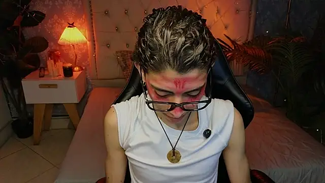 Snapshot of Matty_Sparkk chatting on 03-29-26, 01:24 Matty Sparkk online show from 03-29-26, 01:24