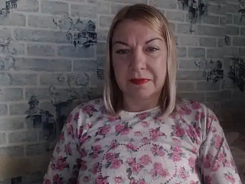 Lillia Ray online show from 12-22-25, 09:09