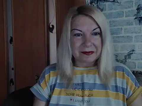 Lillia Ray online show from 06-12-26, 05:16