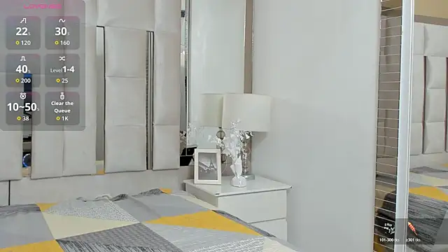 Snapshot of TattiBelll chatting on 11-29-25, 12:05 TattiBelll online show from 11-29-25, 12:05