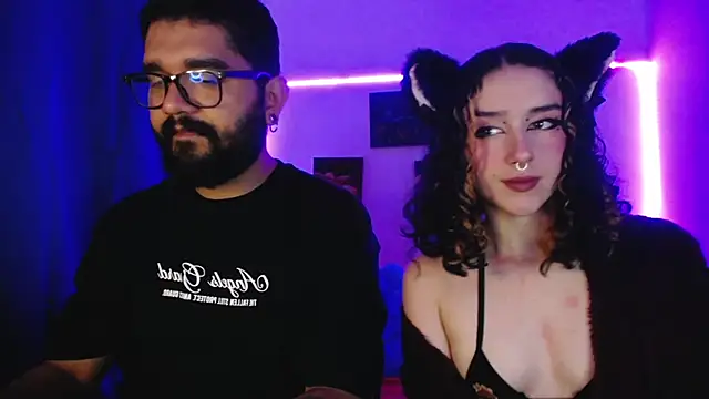 TwinFlamesX online show from 10-27-25, 02:51