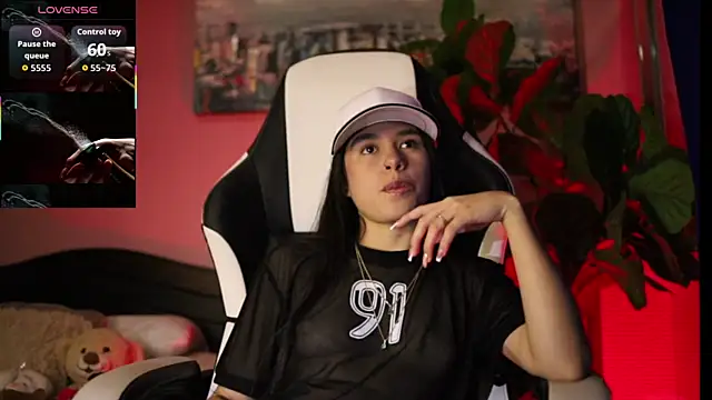 Danaa Rouse online show from 11-29-25, 09:48