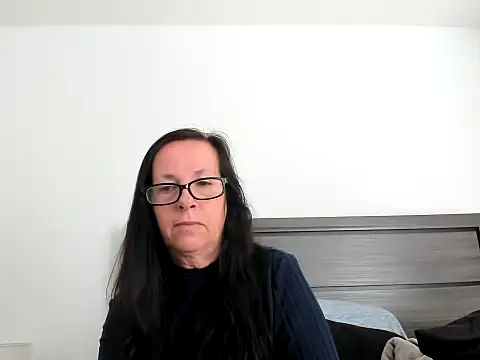 peachgoddess online show from 10-02-25, 03:37