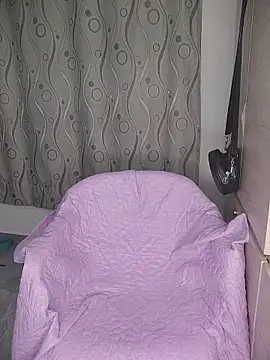 Miss-Dannie online show from 11-27-25, 09:48