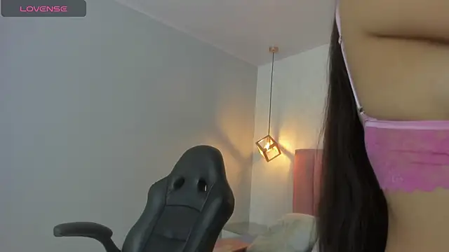 TATILARSON1 online show from 01-14-26, 01:04