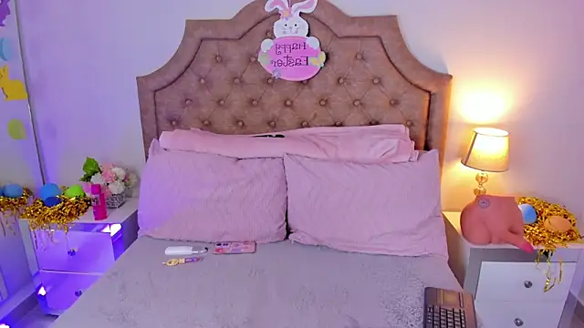 Mandyy1  online show from 03-28-26, 06:47