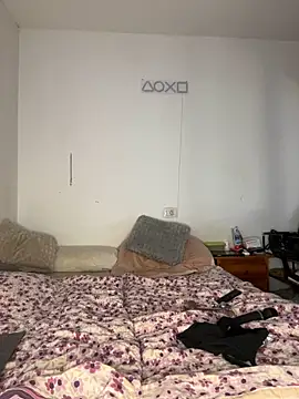 DarkVelvet online show from 11-03-25, 04:32