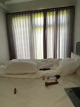 DarkVelvet online show from 04-11-26, 06:54