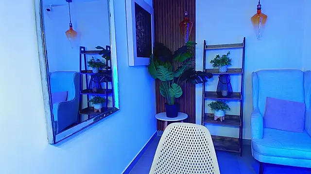 Snapshot of Coral_Lise chatting on 10-09-25, 11:22 Coral Lise online show from 10-09-25, 11:22