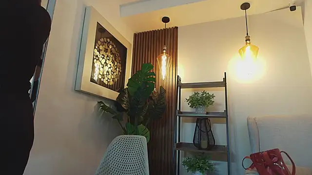 Snapshot of Coral_Lise chatting on 09-27-25, 11:16 Coral Lise online show from 09-27-25, 11:16