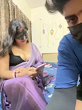 Snapshot of jhanvi_boo chatting on 09-18-25, 07:06 jhanvi boo online show from 09-18-25, 07:06