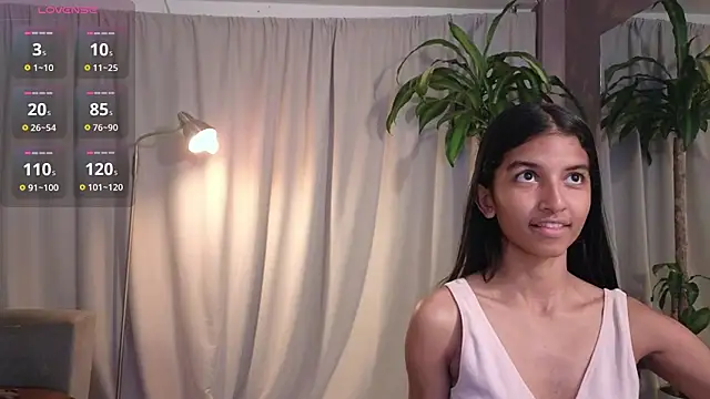 YuliethPetite online show from 02-11-26, 12:16