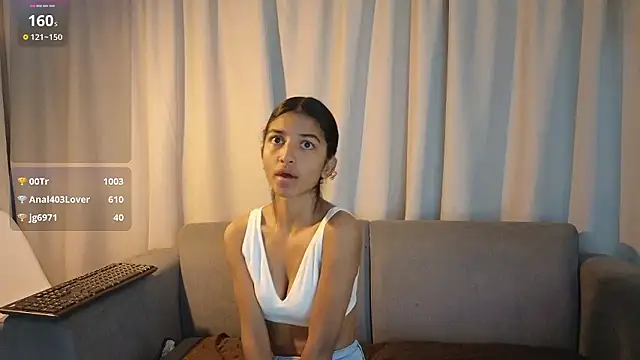 YuliethPetite online show from 01-12-26, 12:01