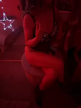 Snapshot of Seductive-Charlotte16XXX chatting on 03-12-26, 09:41 Seductive-Charlotte16XXX online show from 03-12-26, 09:41