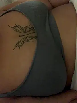 Snapshot of mariabootyyy chatting on 09-18-25, 05:27 mariabootyyy online show from 09-18-25, 05:27