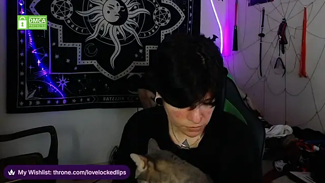 lovelockedlips online show from 11-29-25, 12:33