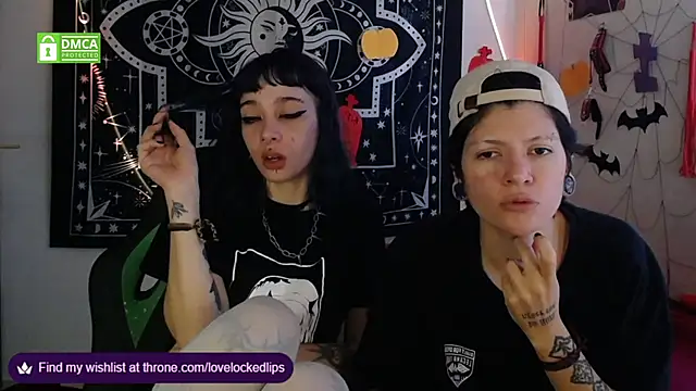 lovelockedlips online show from 10-28-25, 03:55