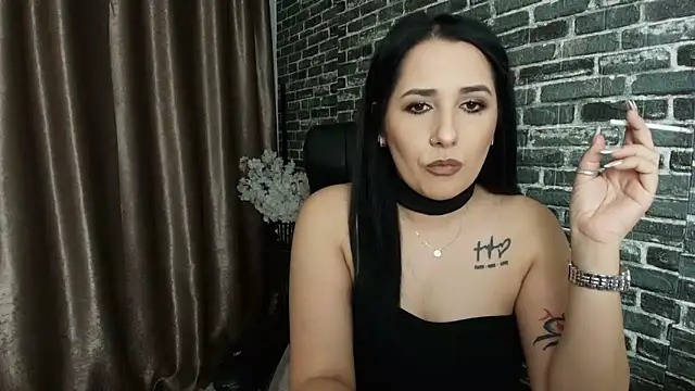 missdyaa online show from 10-15-25, 11:57