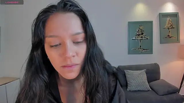 AmaliaCrus online show from 06-21-26, 06:03