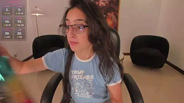 Snapshot of LarisaSmirnov chatting on 02-16-26, 12:09 LarisaSmirnov online show from 02-16-26, 12:09