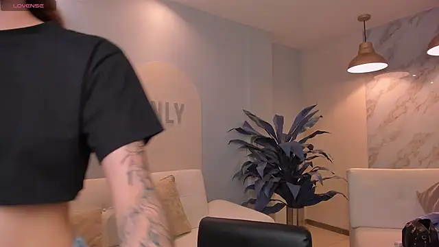 Snapshot of MaiaCollins chatting on 02-21-26, 04:53 MaiaCollins online show from 02-21-26, 04:53