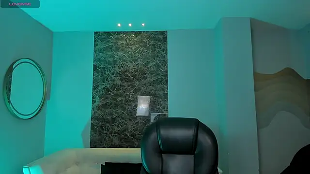 MaiaCollins online show from 11-10-25, 08:14