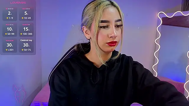 Malory tay1 online show from 11-30-25, 11:22